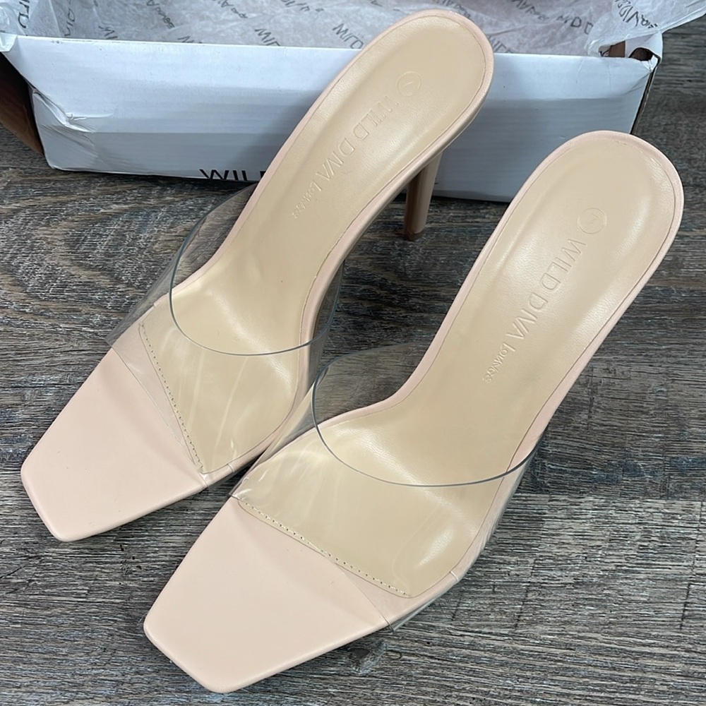Blissa by Wild Diva Lounge Slide Size 7